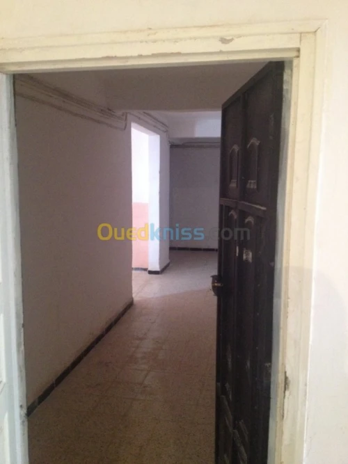 Location Appartement F4 Constantine El khroub
