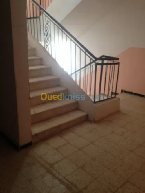 Location Appartement F4 Constantine El khroub