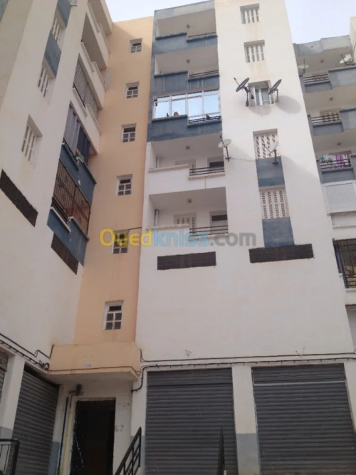 Location Appartement F4 Constantine El khroub