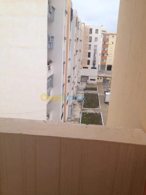 Location Appartement F4 Constantine El khroub