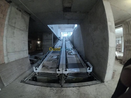 TRAVAUX D'ASCENSEUR
