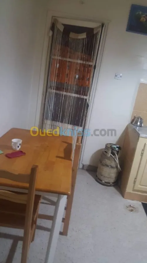 Location Appartement F3 Alger Ain benian