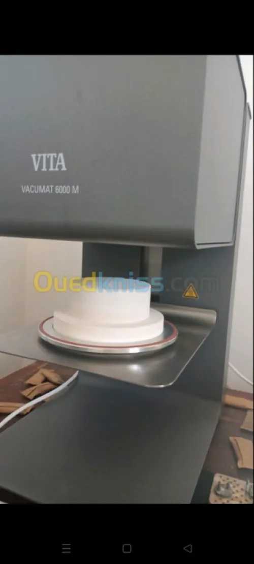 Materiel de prothese dentaire 