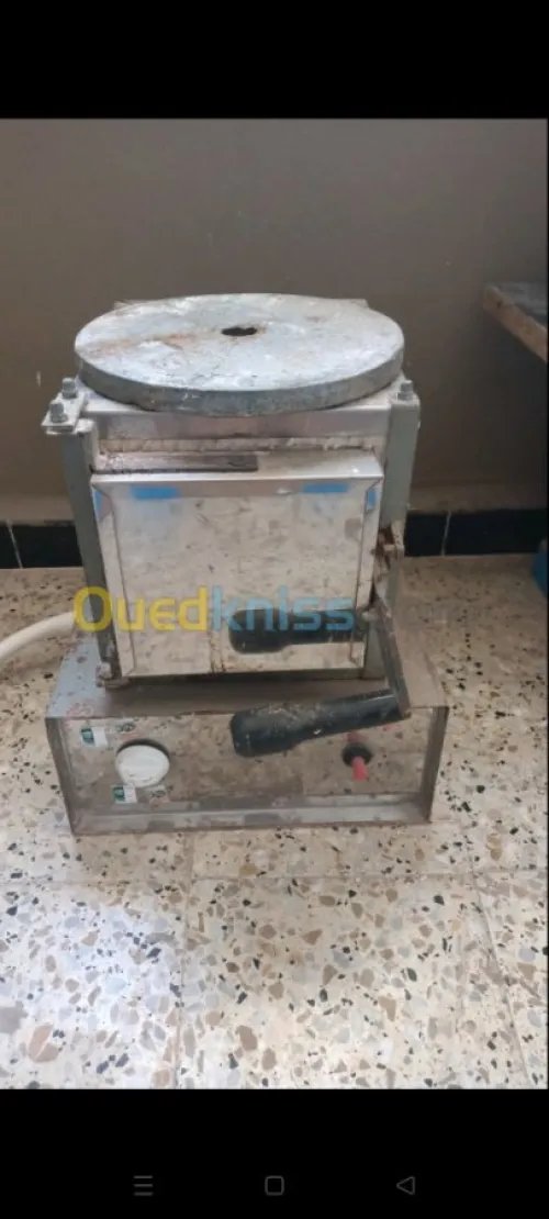 Materiel de prothese dentaire 