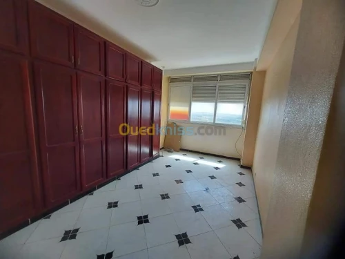 Vente Appartement F3 Alger Bouzareah