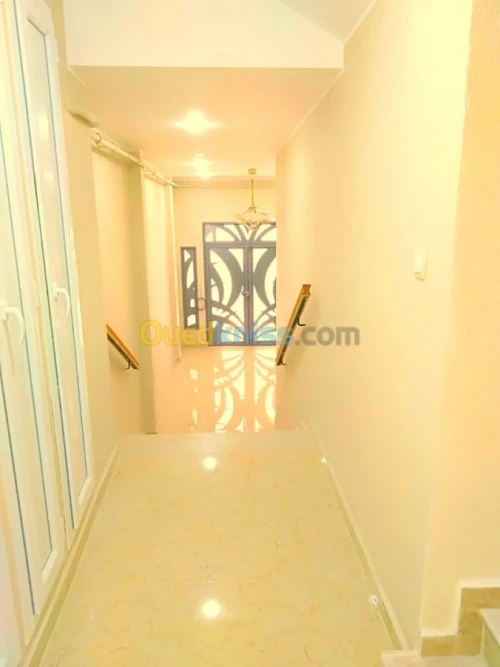 Vente Appartement F4 Jijel Jijel