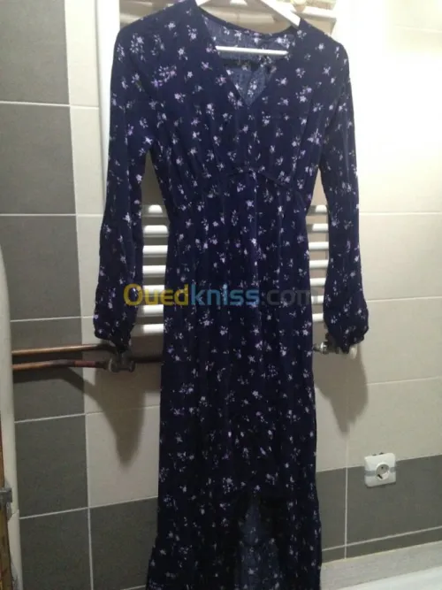 robes et pantalons et hauts prix choc 