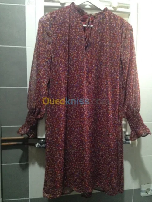 robes et pantalons et hauts prix choc 