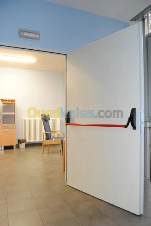 BARRE ANTI PANIQUE ( CISA / ISEO / TESA / NOVOFERM ) et PORTE ISSUE DE SECOURS PORTE COUPE FEU