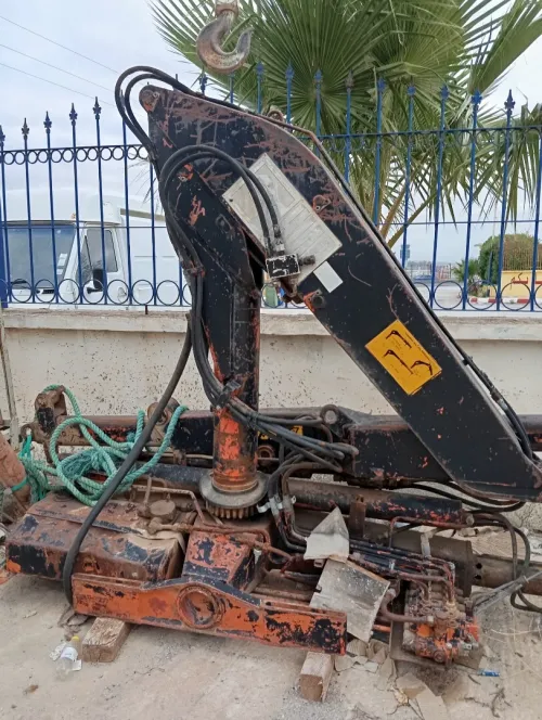  Deux Grue mobile 3.2 tones et 1,5 bonnes 