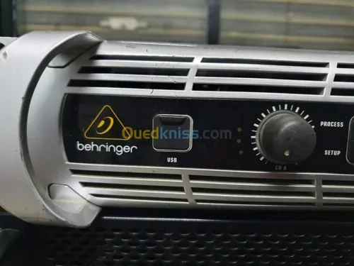 Ampli Behringer iNuke NU6000DSP