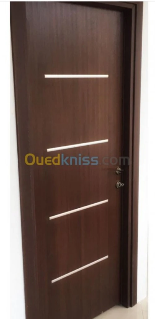 Porte d'interieur en composite