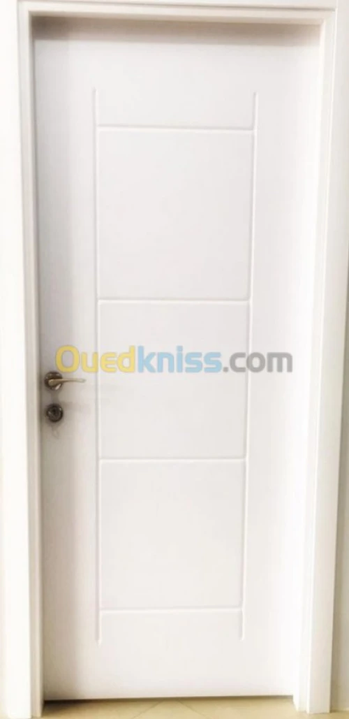Porte d'interieur en composite