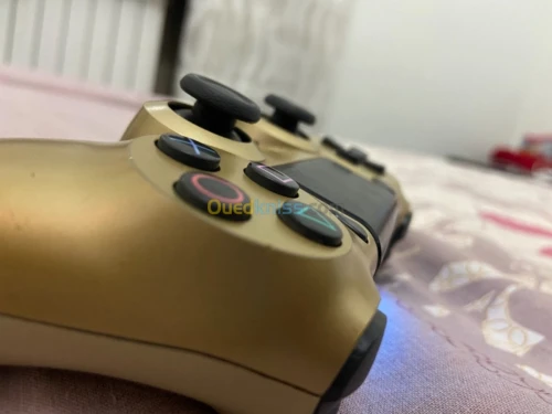 Ps4 slim gold (édition limité)4K 500g 