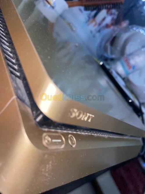 Ps4 slim gold (édition limité)4K 500g 