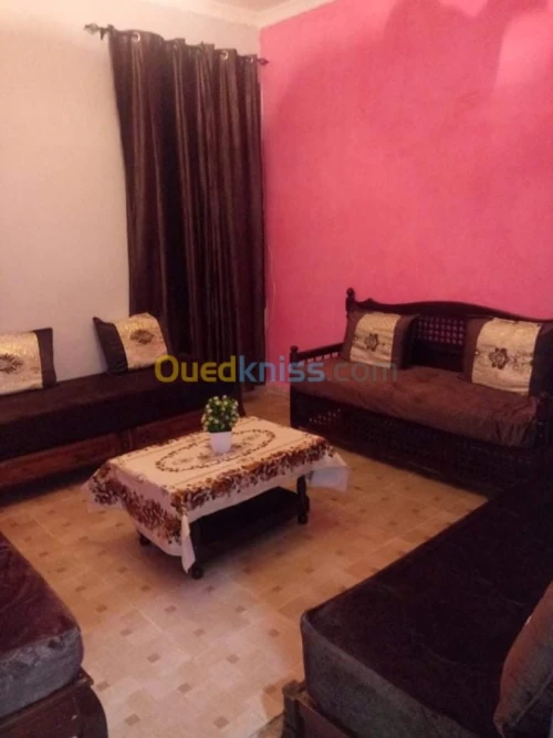 Location vacances Niveau De Villa F2 Alger Ain taya