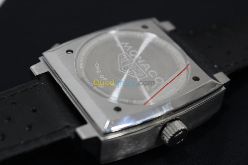 Montres homme TAG HEUER Monaco Noire 
