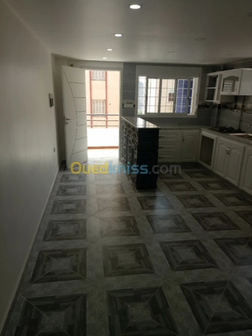 Location Appartement F3 Bejaia Akbou