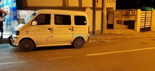 DFSK mini bus