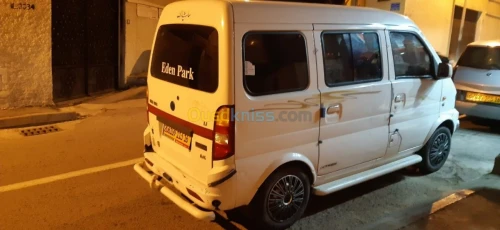 DFSK mini bus