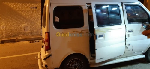 DFSK mini bus