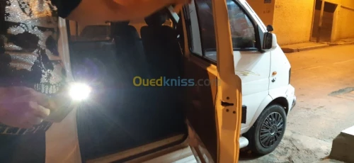 DFSK mini bus