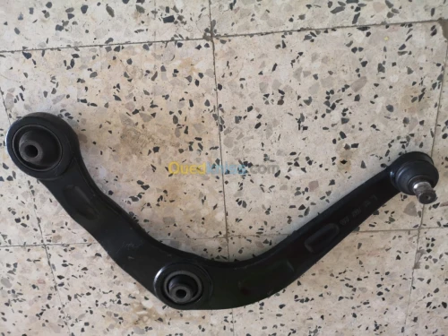 Triangle de suspension 206
