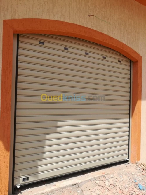 Fourniture et installation de rideaux electrique