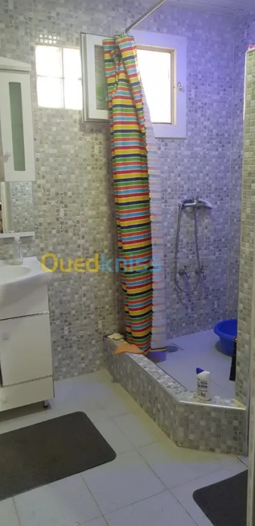 Location vacances Appartement F3 Tipaza Bou haroun