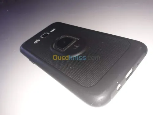 Samsung Galaxy J7