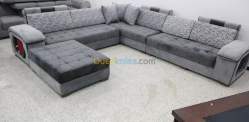 SALON CRO