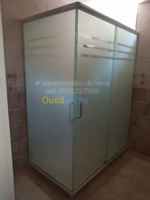 Douche à l'italienne en verre 