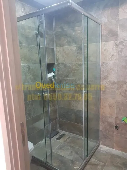 Douche à l'italienne en verre 