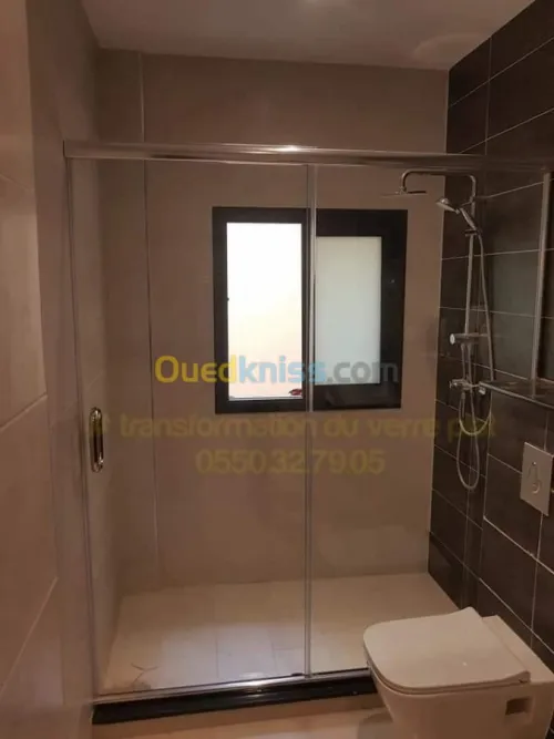 Douche à l'italienne en verre 