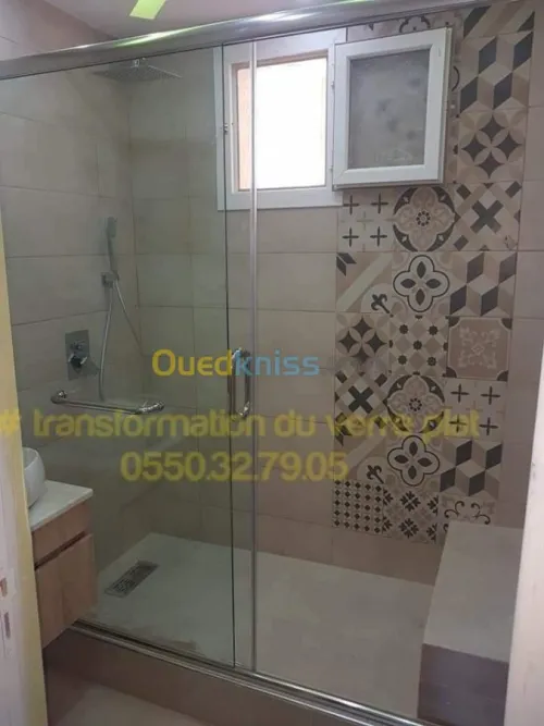 Douche à l'italienne en verre 