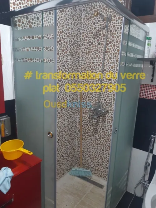 Douche à l'italienne en verre 