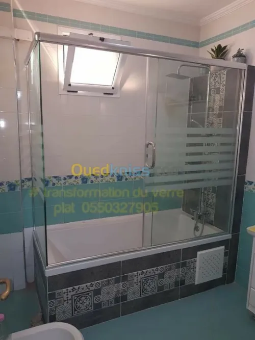 Douche à l'italienne en verre 