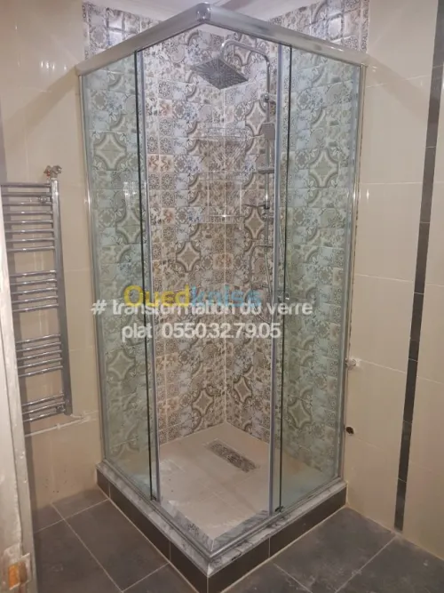 Douche à l'italienne en verre 