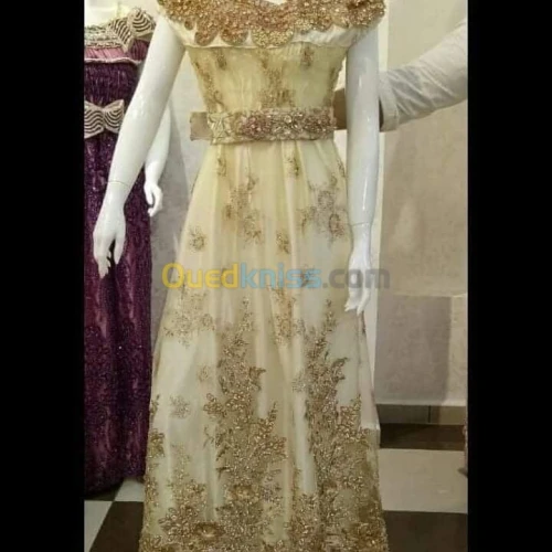 حلاقة النساء+ماشطة+كراء فساتين الاعراس