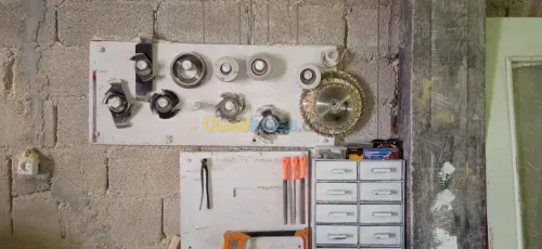 متريال تاع نجارة إيطالي نظيف ماشاء الل