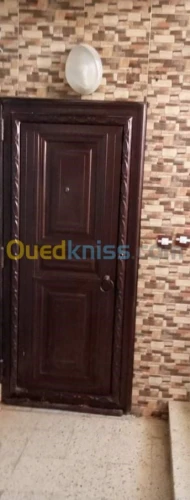 Vente Appartement F3 Alger Les eucalyptus