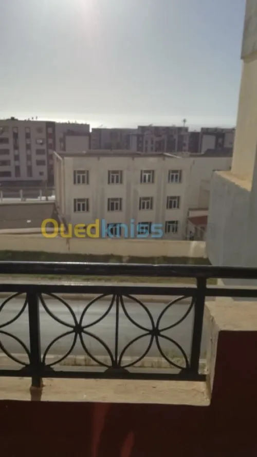 Location vacances Appartement F3 Mostaganem Mostaganem