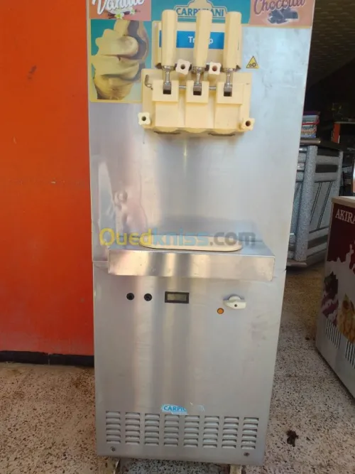  Carpigiani machine glace a crème