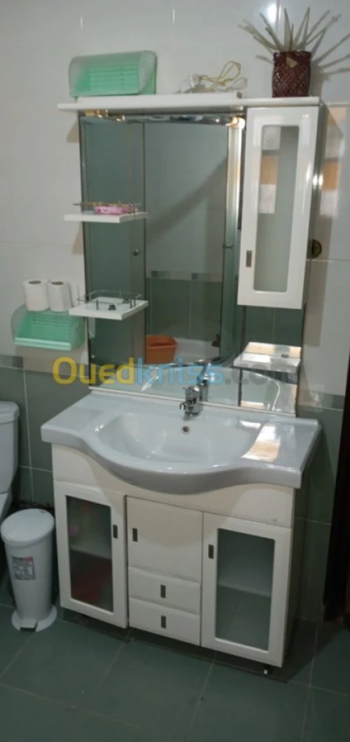 Location vacances Appartement F3 Alger Cheraga