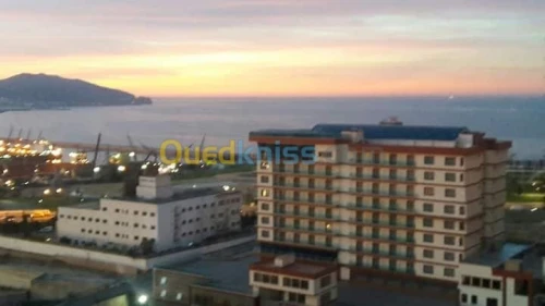 Location vacances Appartement F4 Oran Oran