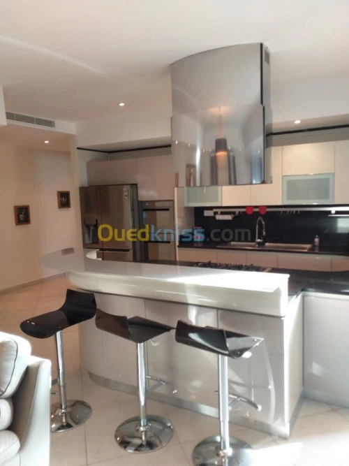 Location Appartement F4 Alger Hydra