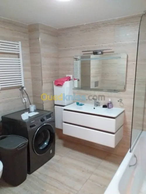 Location Appartement F4 Alger Hydra
