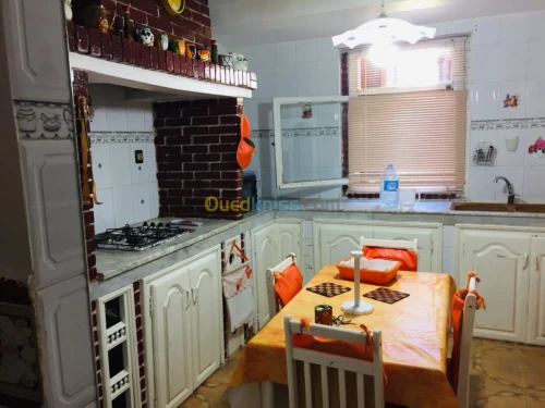 Location vacances Appartement F3 Bejaia Tichy