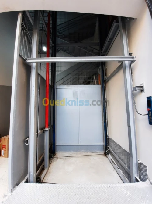 Fabrication monte-charge hydraulique fabrication sur mesure