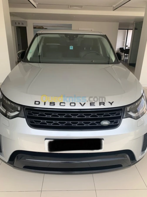 Land Rover Discovery 2019 SE 7 places / 5 portes 